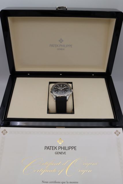 Patek Philippe Aquanaut 5164A-001 Image 7